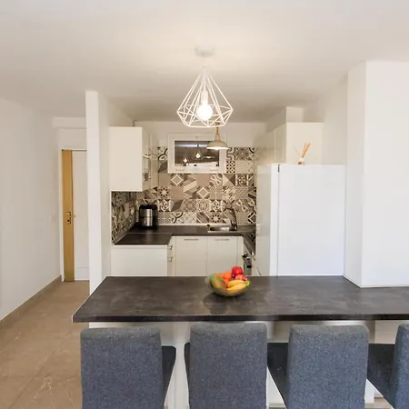 아파트 Cristianos Alma Homes