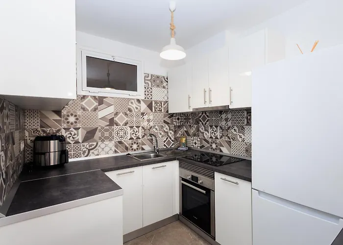 Cristianos Alma Homes Апартаменты Лос Кристианос